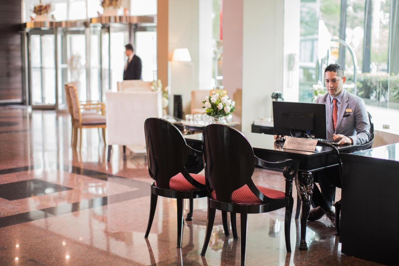 Hotel Delfines & Convention Center Lima